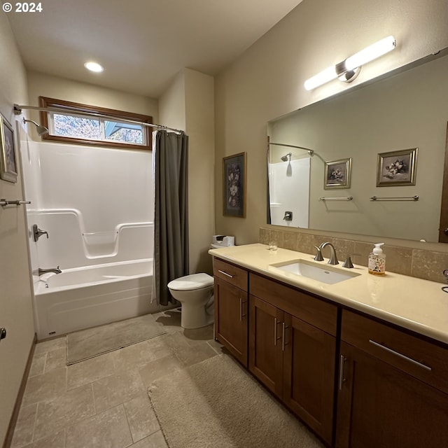 81890 S Fork Walla Walla Riv Rd, Milton-Freewater, OR 97862 - bathroom featuring shower / bath combo with shower curtain, toilet, and vanity