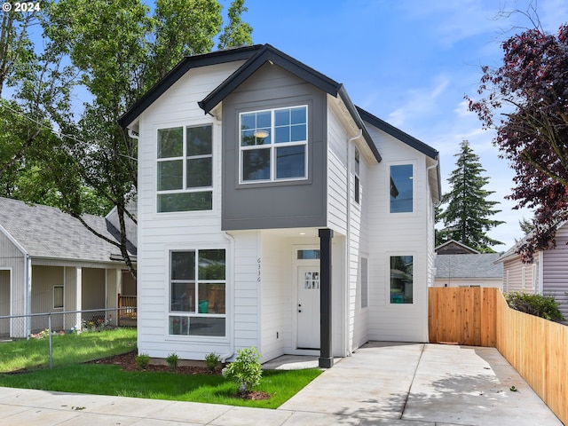 view of front of home