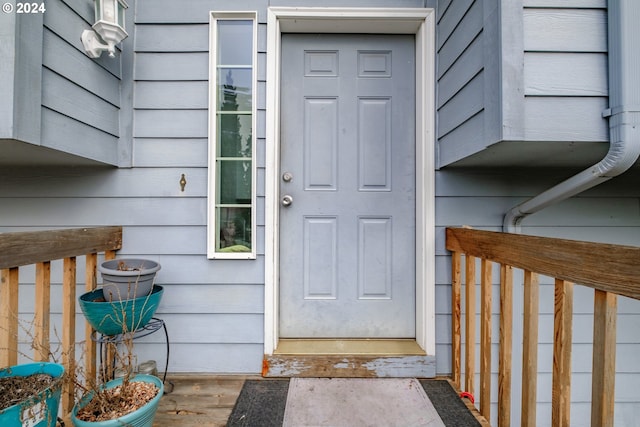 view of property entrance