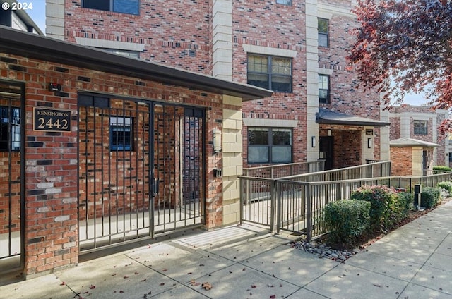 2442 NW Westover Rd Unit 3-202, Portland, OR 97210 - view of gate