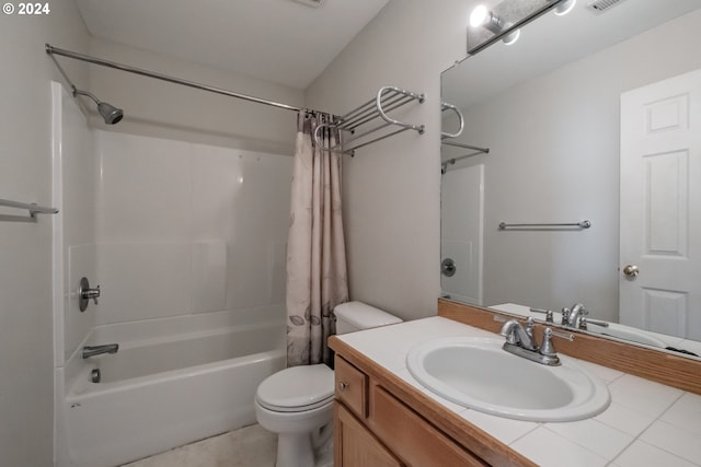 full bathroom with shower / bath combination with curtain, vanity, and toilet