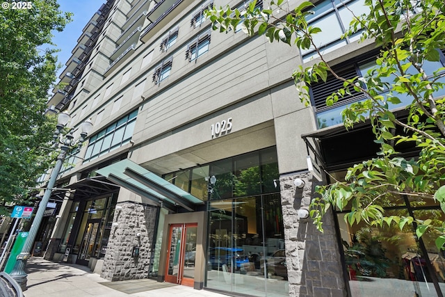 1025 NW Couch St Unit 716, Portland, OR 97209 - view of building exterior