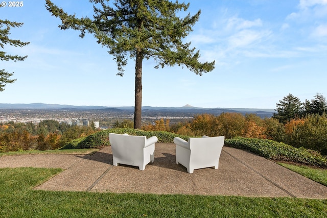 4700 SW Northwood Ave, Portland, OR 97035 - view of patio featuring a mountain view