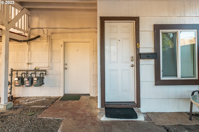 view of entrance to property