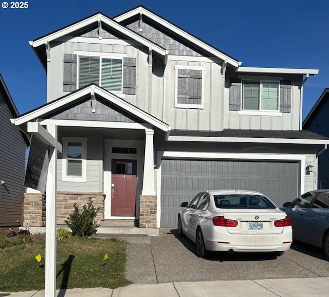 craftsman-style house featuring a garage