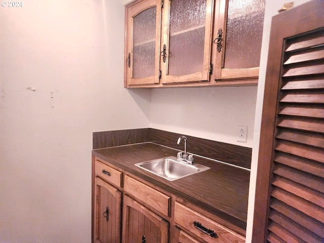 kitchen featuring sink