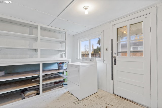 laundry room featuring washer / dryer