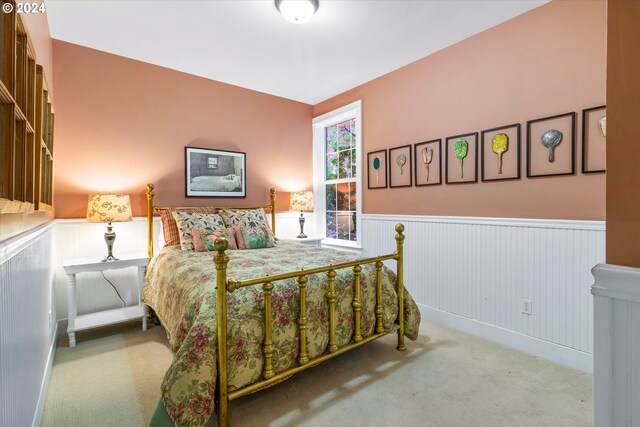 bedroom with carpet flooring