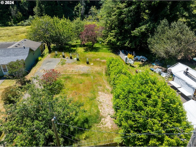 Listing photo 3 for 1351 Dakota St, Coos Bay OR 97420