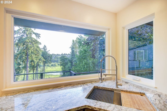 kitchen featuring sink