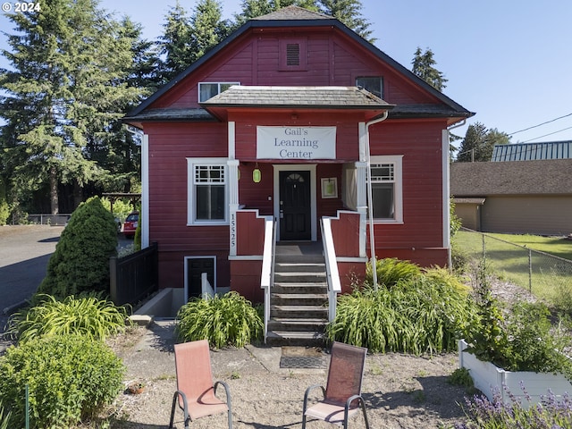 view of front of home