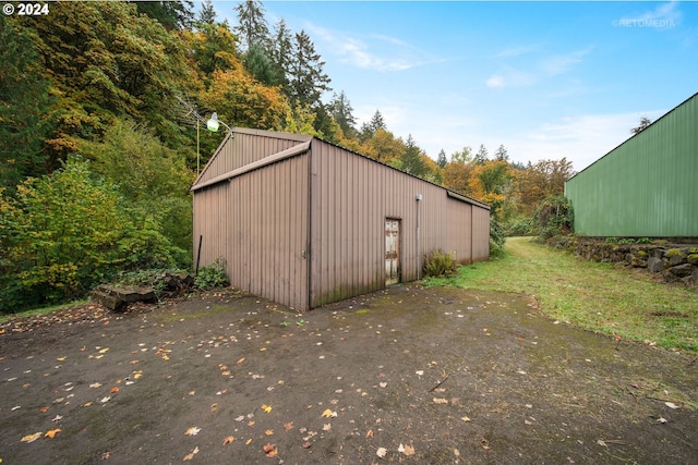 view of outbuilding