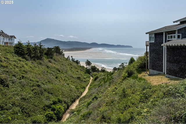 property view of mountains featuring a water view