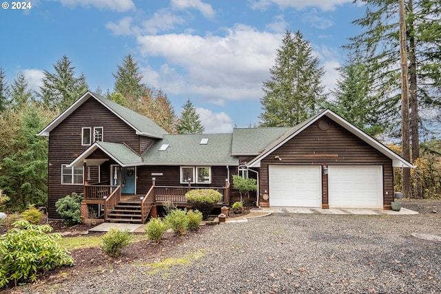 view of front of house featuring a garage