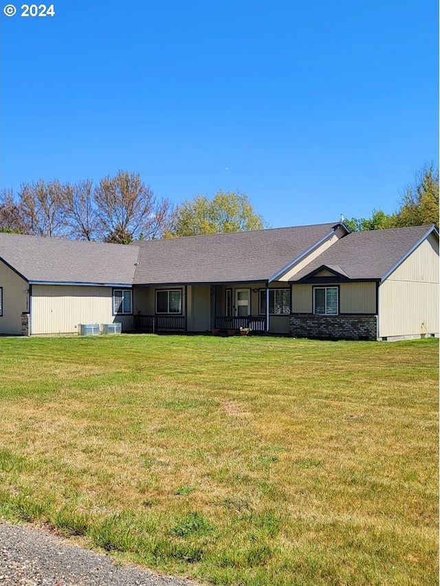 71823 Meadow Loop, Boardman, OR 97818 - view of front of home featuring a front lawn