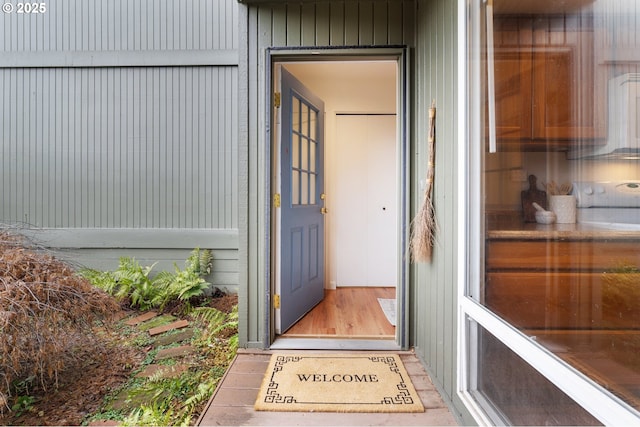 view of entrance to property