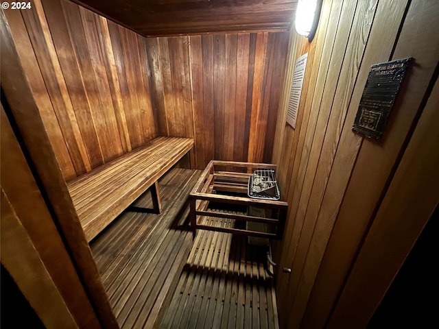 view of sauna / steam room