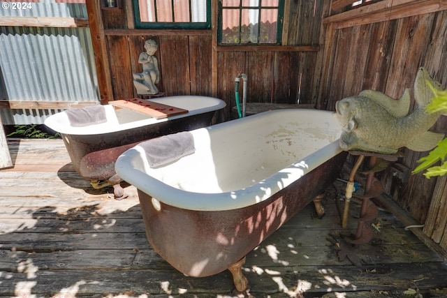 bathroom with a washtub