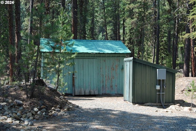 view of outbuilding