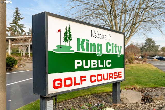 view of community / neighborhood sign