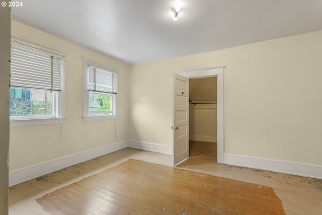 empty room featuring light hardwood / wood-style floors