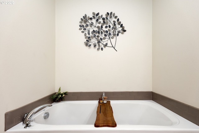 27309 8th St, Junction City, OR 97448 - bathroom featuring a bath