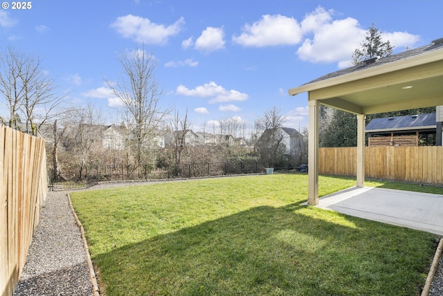 view of yard featuring a patio