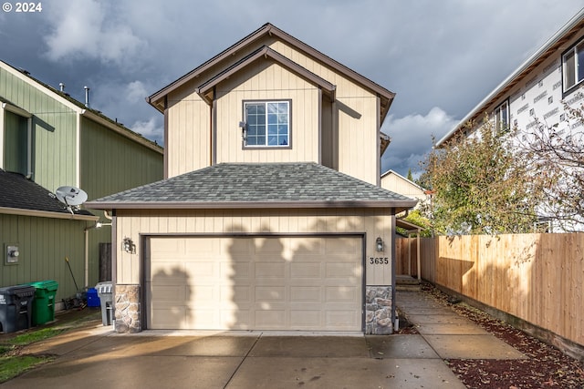 view of front of house featuring a garage