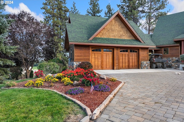 view of front of home with a front yard