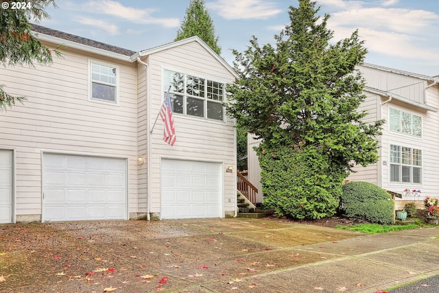 view of front of house featuring a garage