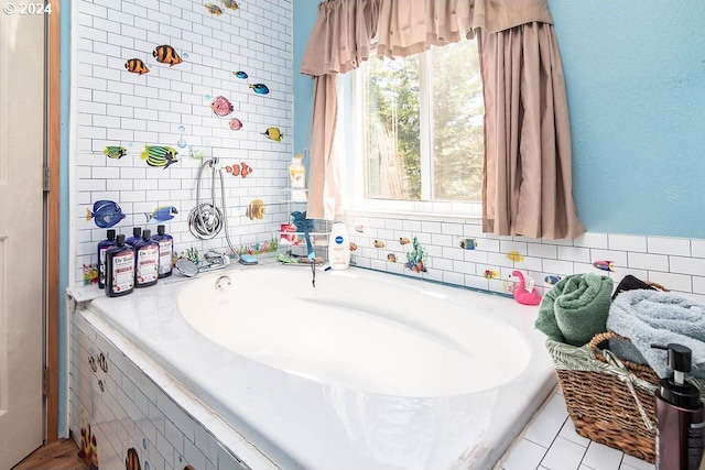 bathroom with a bathtub