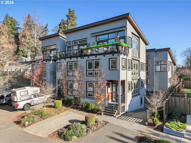 7926 SE 6th Ave Unit 4, Portland, OR 97202 - view of front of home