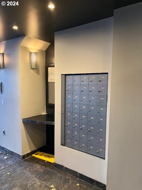 1410 SW 11th Ave Unit 402, Portland, OR 97201 - surrounding community with mail area
