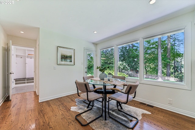 2585 Dellwood Dr, Lake Oswego, OR 97034 - dining area featuring baseboards, a wealth of natural light, and visible vents