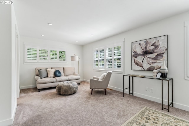 2585 Dellwood Dr, Lake Oswego, OR 97034 - carpeted living area with baseboards and recessed lighting