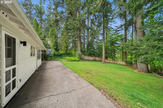 2585 Dellwood Dr, Lake Oswego, OR 97034 - view of yard with fence and a patio area