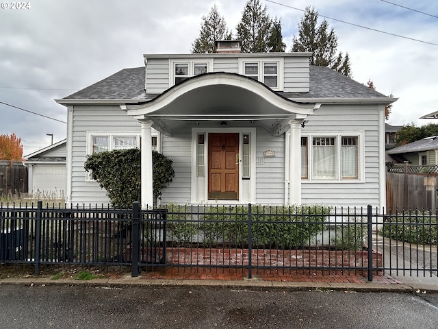 view of front facade with a garage