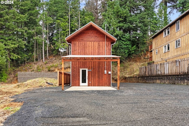 view of outbuilding with an outbuilding