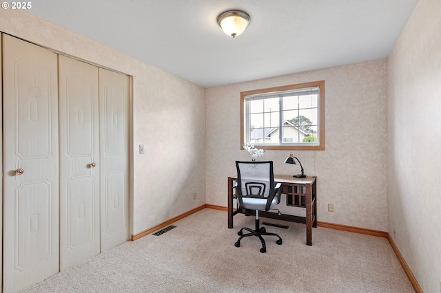 970 Kalmia St, Junction City, OR 97448 - carpeted office with baseboards