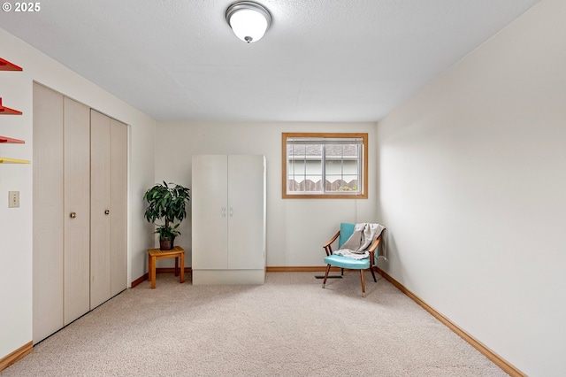 970 Kalmia St, Junction City, OR 97448 - living area featuring carpet flooring and baseboards