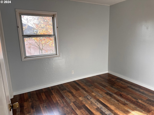 1106 N Myrtle Rd, Myrtle Creek, OR 97457 - empty room featuring wood finished floors and baseboards
