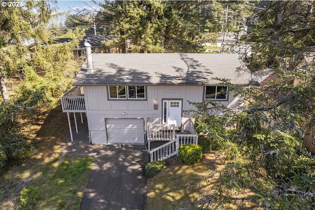 view of front of home featuring a garage