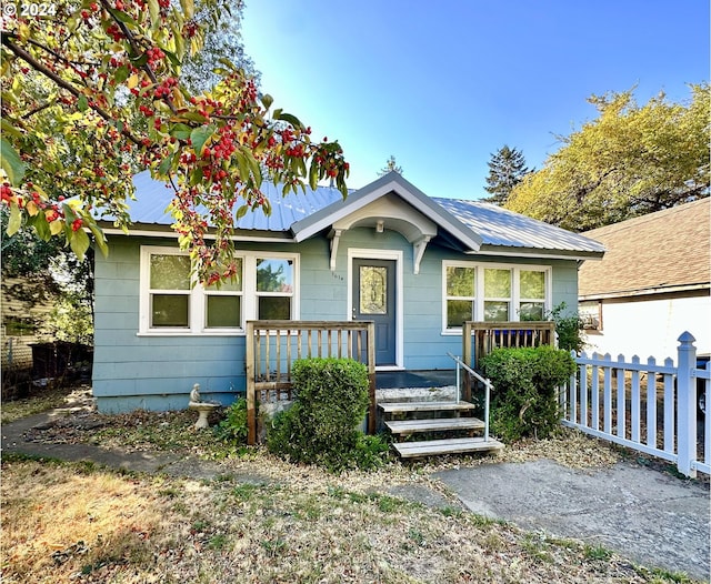 view of front of property