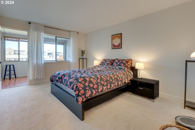 bedroom featuring carpet floors