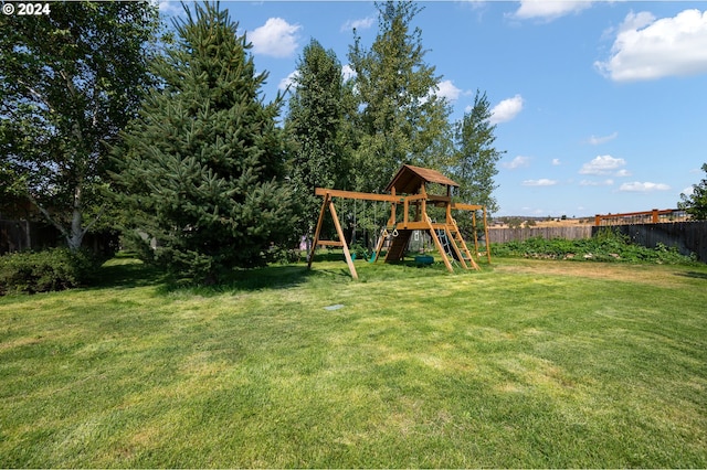 view of yard featuring a playground