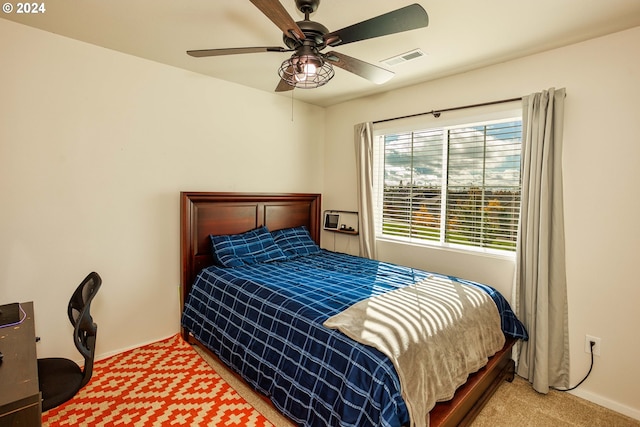 bedroom featuring carpet floors and ceiling fan