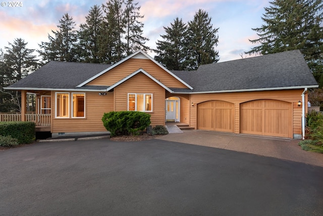 view of front facade featuring a garage