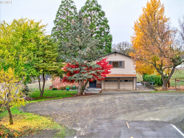 view of front of house with a garage