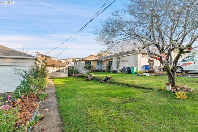 view of front of house with a front yard