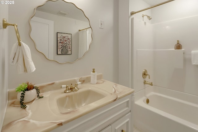 3329 SE Steele St, Portland, OR 97202 - full bath featuring vanity and washtub / shower combination